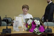 Победителем в номинации «Лучший МФЦ» признан Некрасовский филиал ГАУ ЯО «МФЦ», которым с момента его открытия руководит Светлана Семенова. В этом году здесь успешно реализуют проект «Повышение доступности электронных государственных и муниципальных услуг для жителей сельских населенных пунктов».